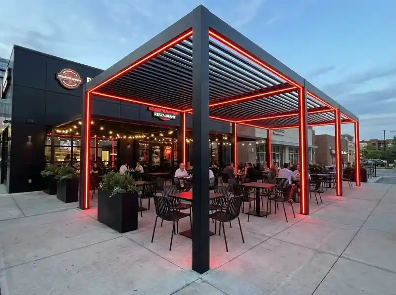 reviews.items.2.author